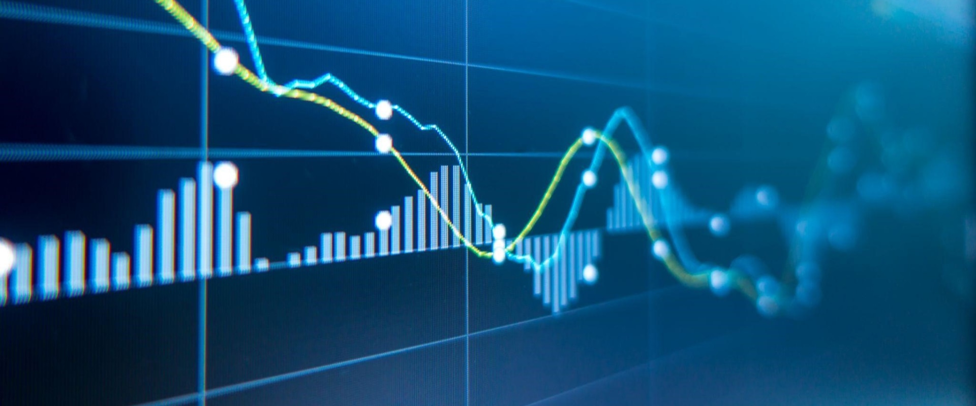 Understanding Benchmarking Against Market Indices for Effective Wealth Management