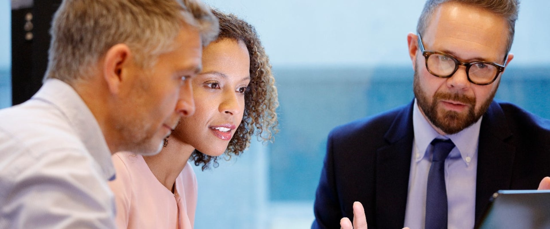 Finding the Right Financial Advisor for Your Wealth Management Needs