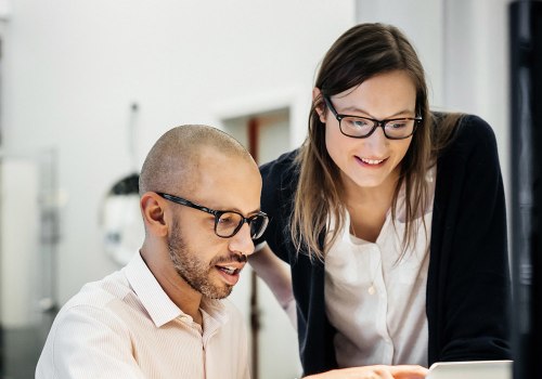 Understanding Qualifications and Experience in Financial Advisory